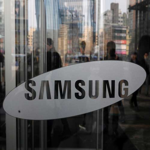 Samsung halts chip production at South Korea plant due to power outage