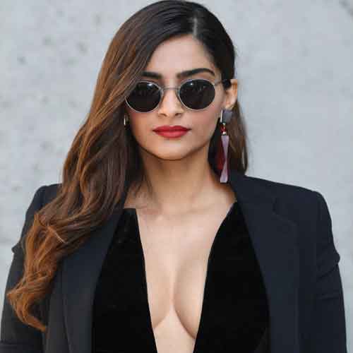 Sonam Kapoor Ahuja experiences 'scary' London Uber ride