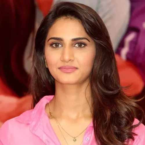 Abhishek Kapoor's "Chandigarh Kare Aashiqui" casts Vaani Kapoor as Transgender