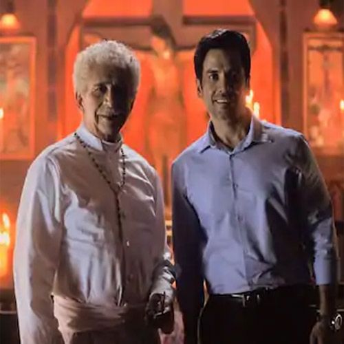 Tusshar Kapoor- Naseeruddin Shah share screen space for Marrich