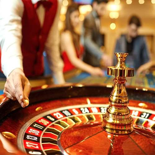 Illegal casino busted in a hotel in Delhi
