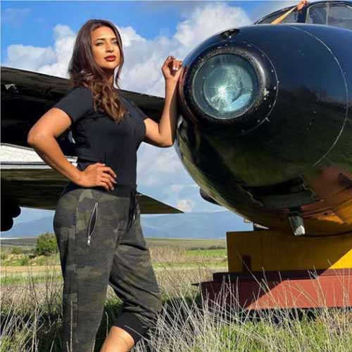 Divyanka Tripathi's sizzling looks attracts to know more on KKK 11