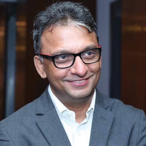 Splunk being a real-time analytics platform maintains a robust and scalable architecture