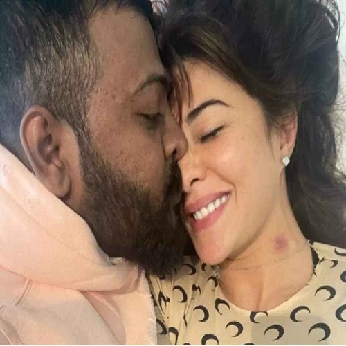 Jacqueline Fernandez defends after her intimate picture gets viral