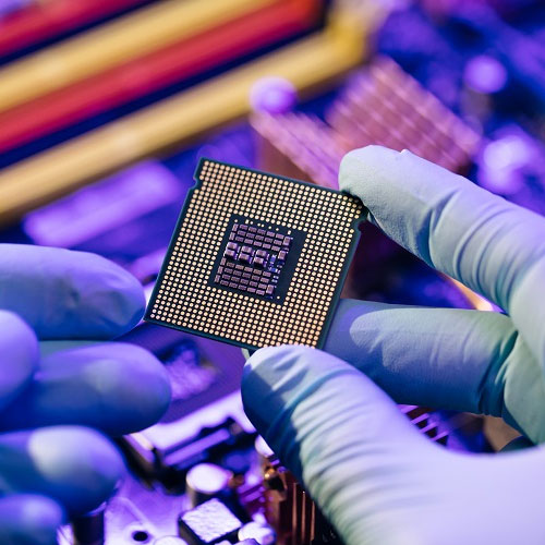 Uncertainty looming over chip market